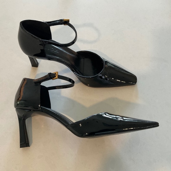 MASSIMO  DUTTI Heels Pointed Toe Patent Leather Black Ankle Strap 7.5 - Picture 1 of 11